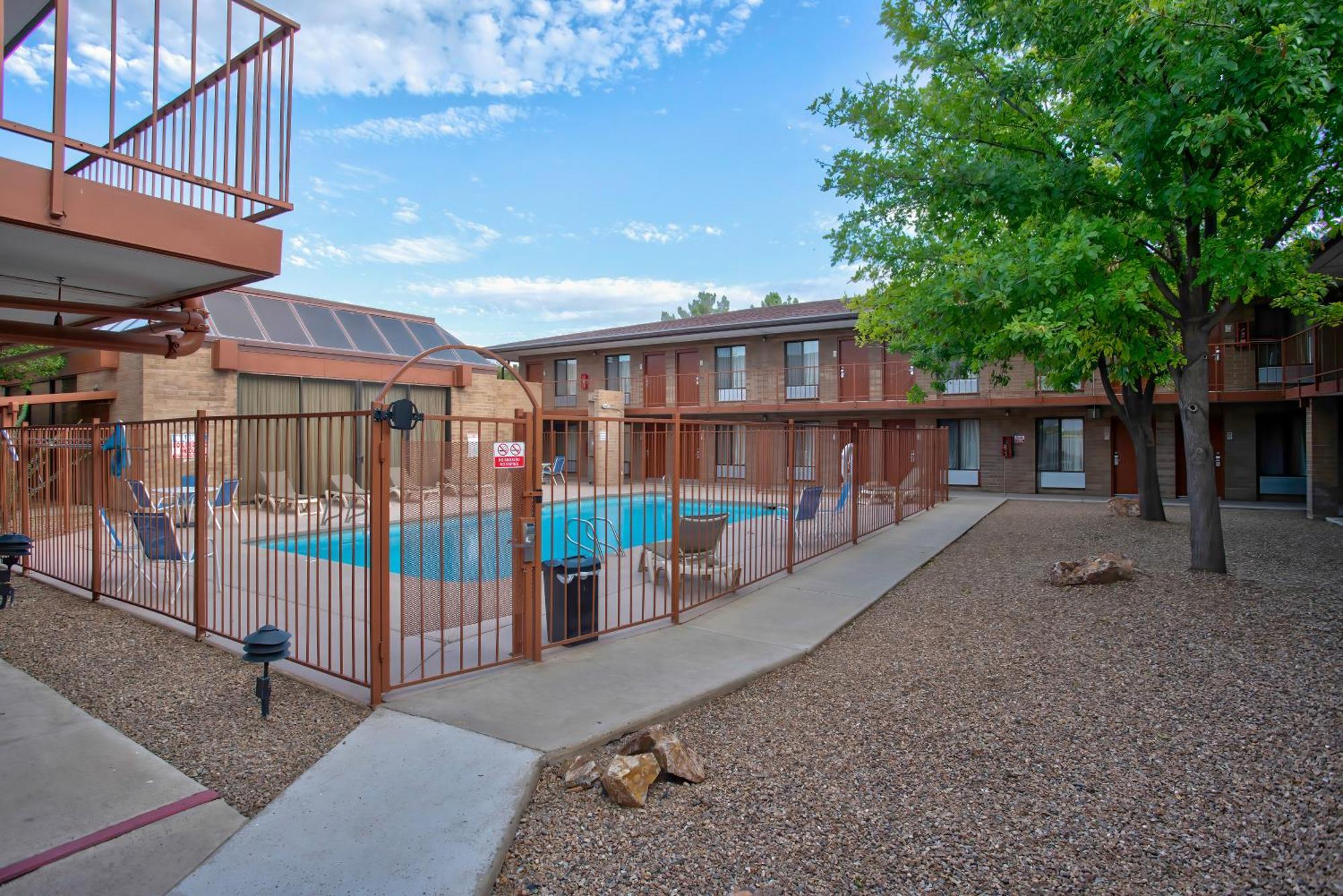 Studio 6 Suites Willcox Az Exterior photo